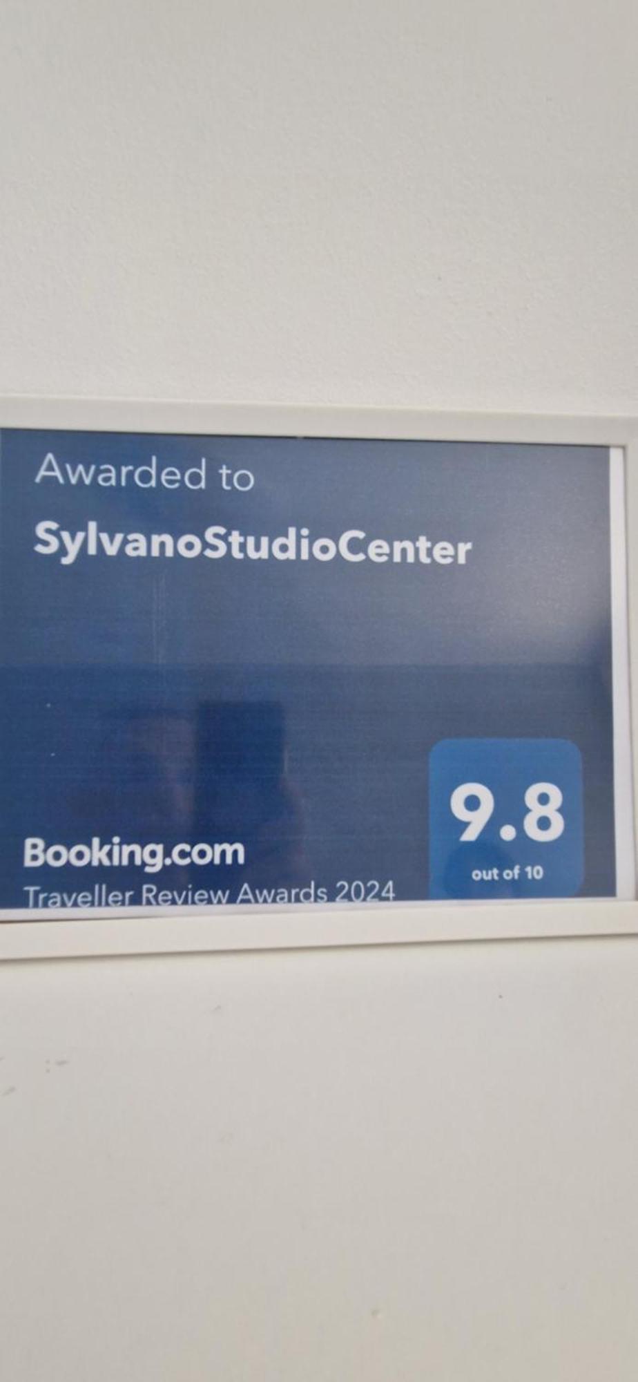 Sylvanostudiocenter Плоешти Экстерьер фото